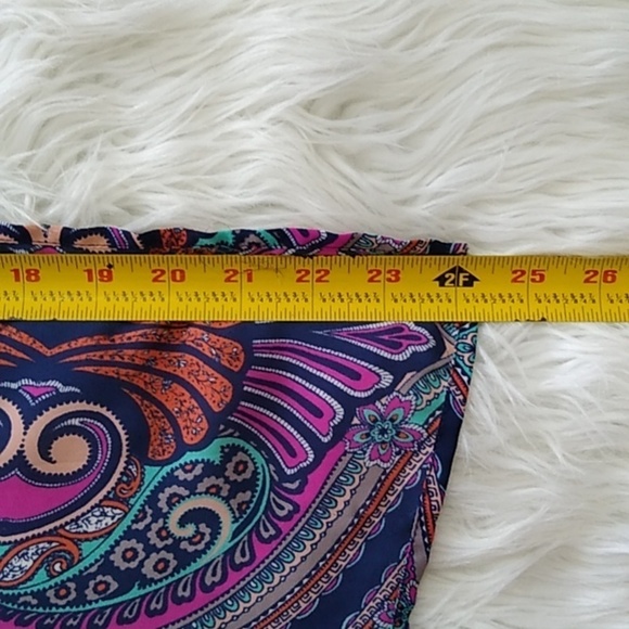 Evereve Allison Joy Maui Paisley Maxi Dress - Picture 15 of 16